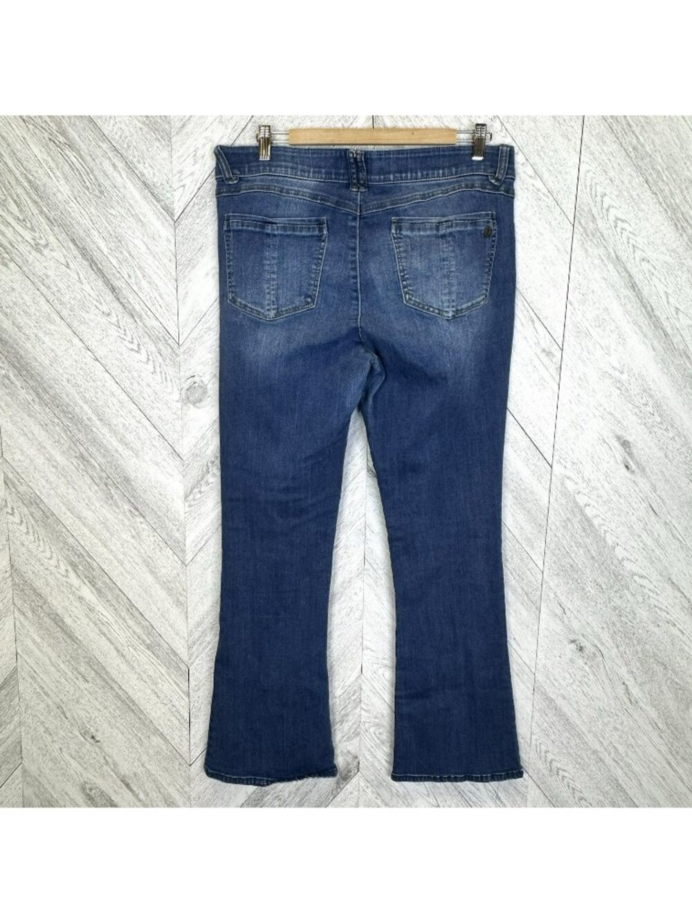 Democracy Jeans Womens Size 14 Bootcut Blue Denim Stretch Ab Solution Distressed